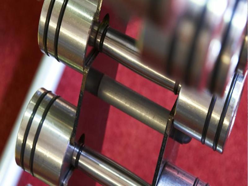 London Marriott Hotel Canary Wharf Dış mekan fotoğraf Steel dumbbells